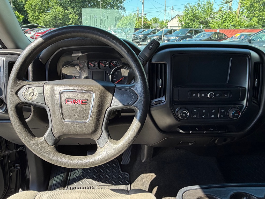 Photo 7 of this GMC SIERRA 1500