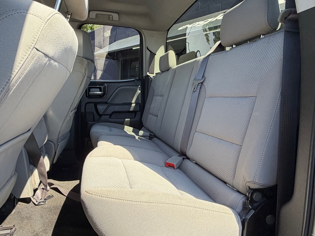 Photo 4 of this GMC SIERRA 1500