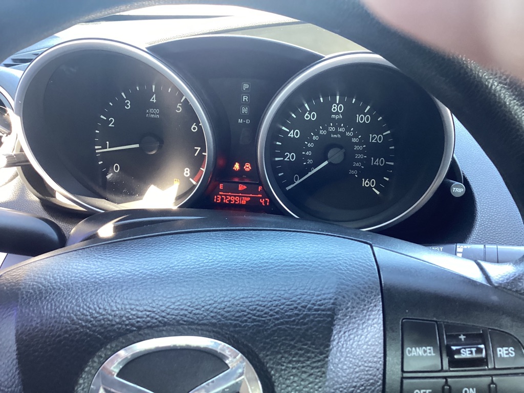 Photo 3 of this MAZDA 3