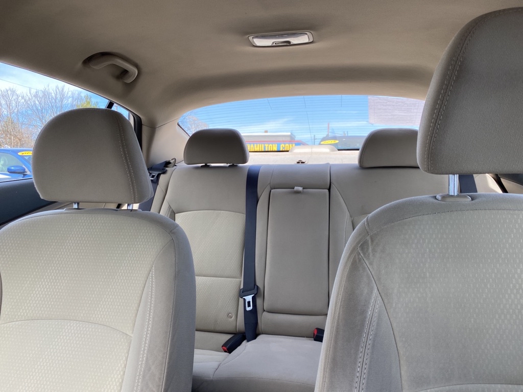 Photo 19 of this KIA OPTIMA
