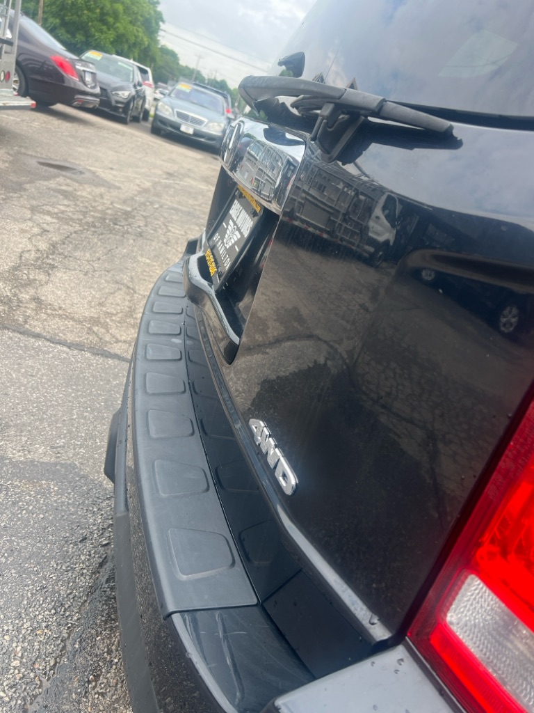 Photo 13 of this HONDA PILOT