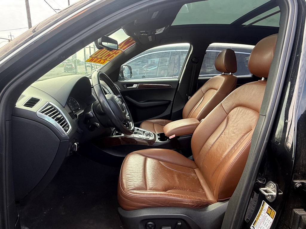 Photo 3 of this AUDI Q5