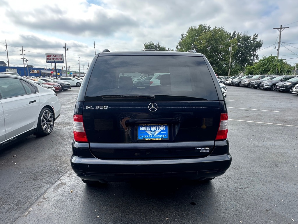 Photo 8 of this MERCEDES-BENZ M-CLASS