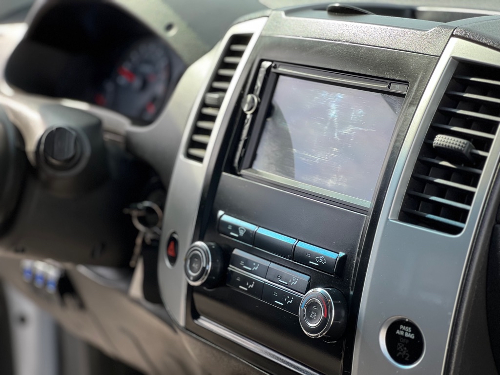 Photo 4 of this NISSAN FRONTIER