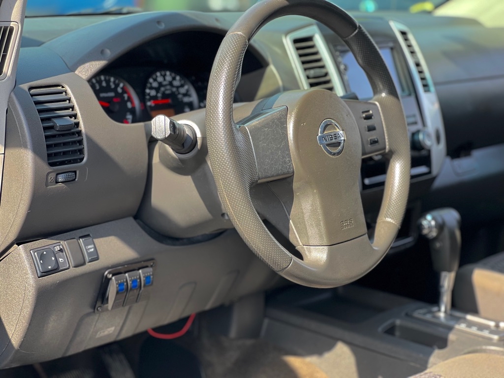 Photo 12 of this NISSAN FRONTIER