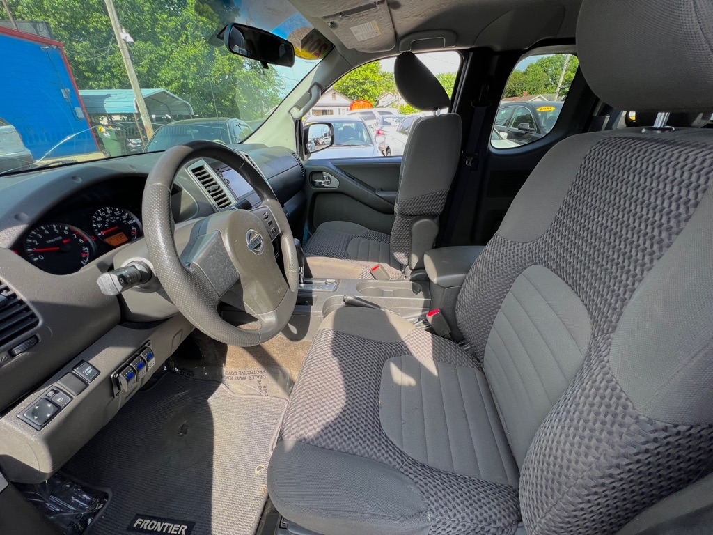 Photo 9 of this NISSAN FRONTIER