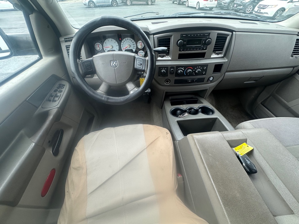 Photo 4 of this DODGE RAM 2500