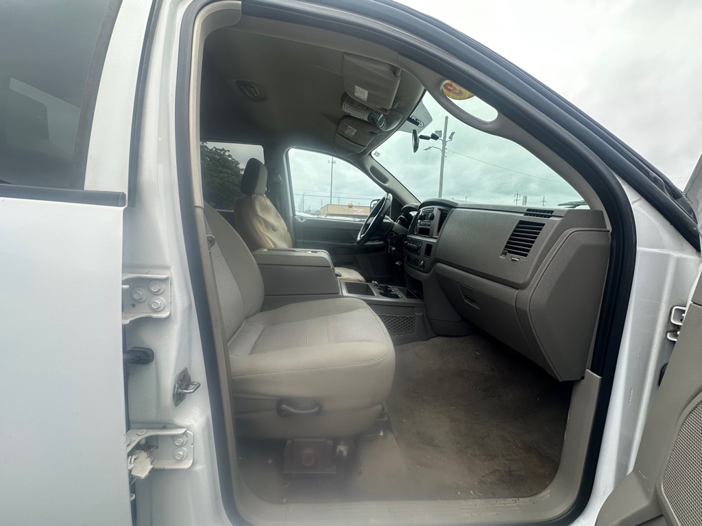 Photo 6 of this DODGE RAM 2500