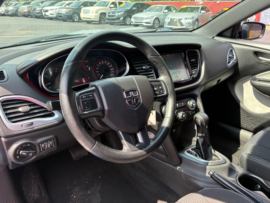 Photo 2 of this DODGE DART