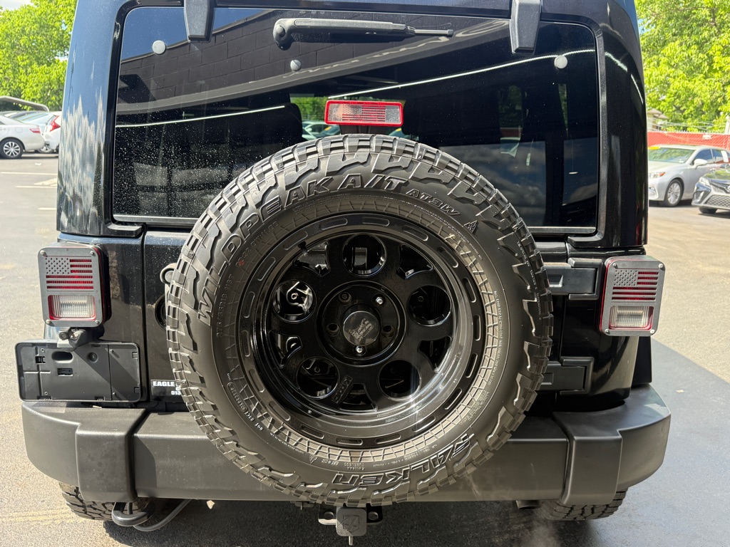 Photo 13 of this JEEP WRANGLER UNLIMI