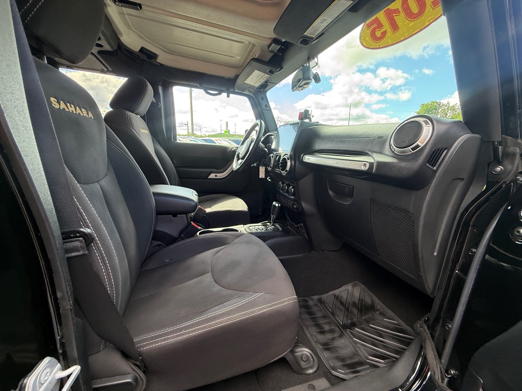 Photo 9 of this JEEP WRANGLER UNLIMI