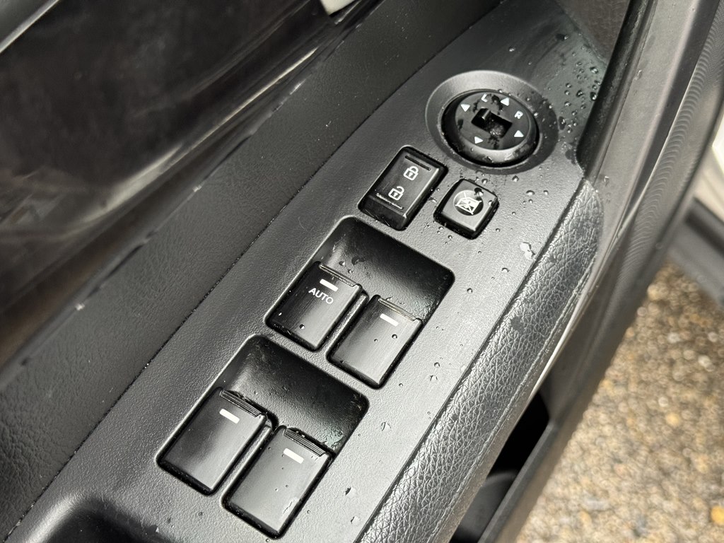 Photo 12 of this KIA SORENTO