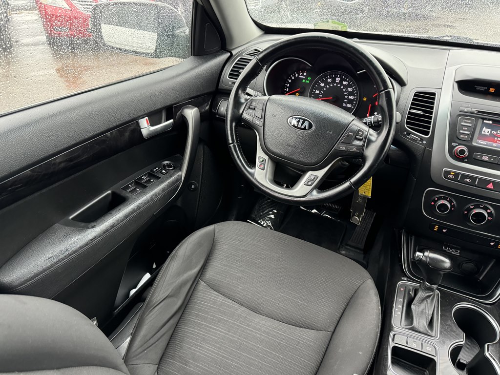 Photo 21 of this KIA SORENTO