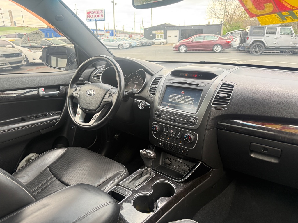 Photo 30 of this KIA SORENTO