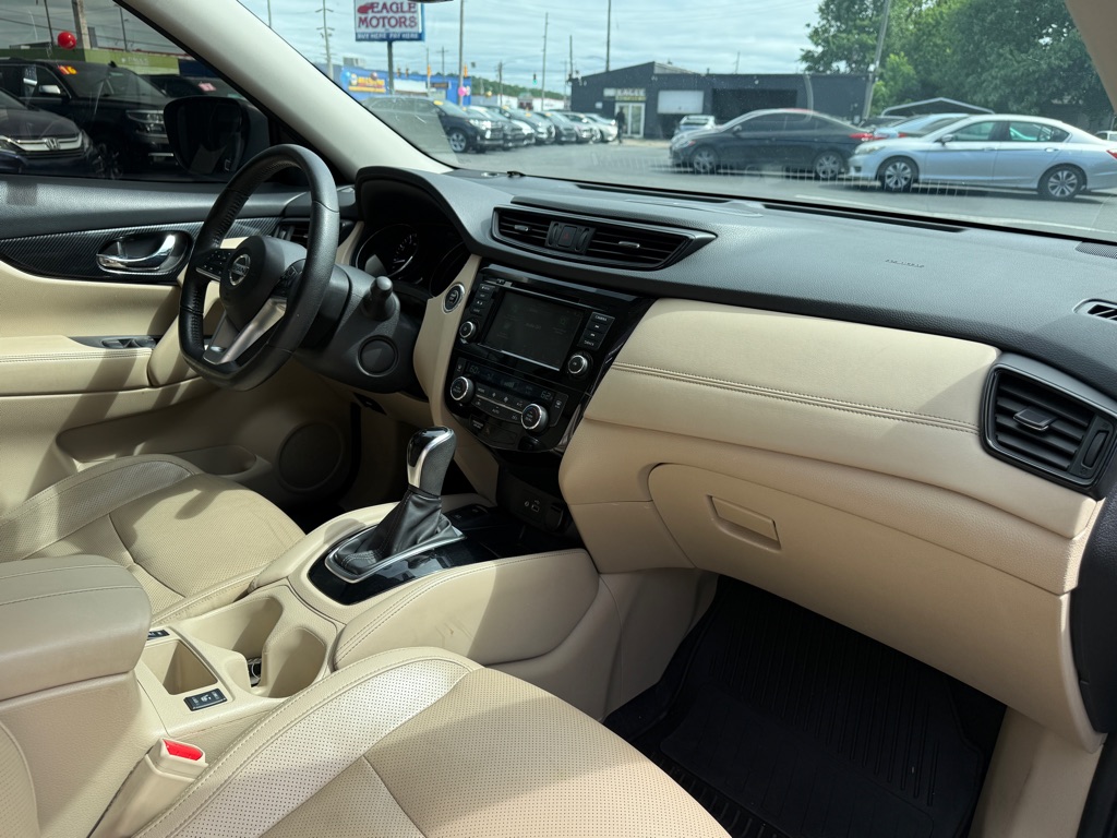 NISSAN ROGUE 2019 NISSAN ROGUE 5N1AT2MV5KC704592