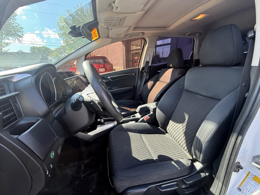 Photo 3 of this HONDA FIT