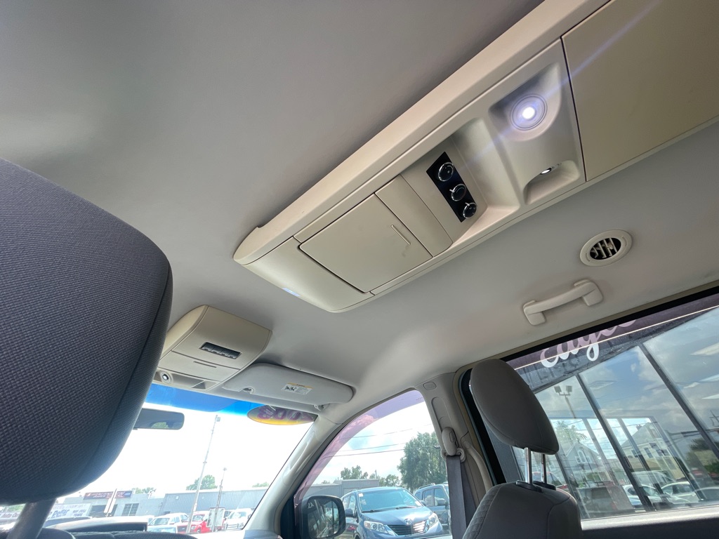 CHRYSLER TOWN & COUNTRY 2008 CHRYSLER TOWN & COUNTRY 2A8HR54P28R738342