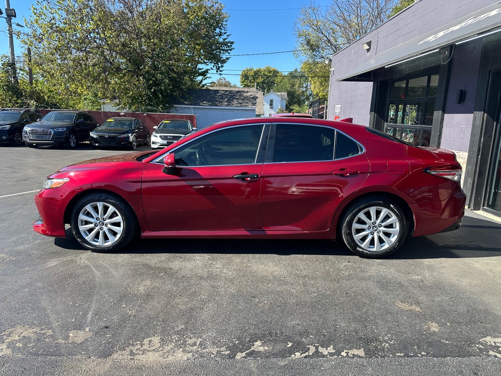 Photo 7 of this TOYOTA CAMRY