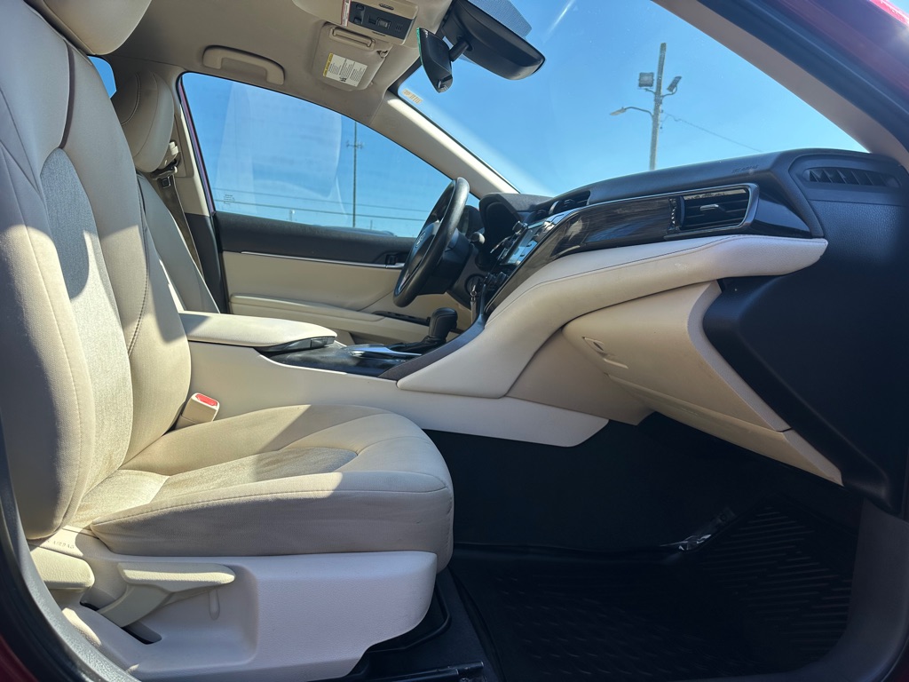 Photo 4 of this TOYOTA CAMRY