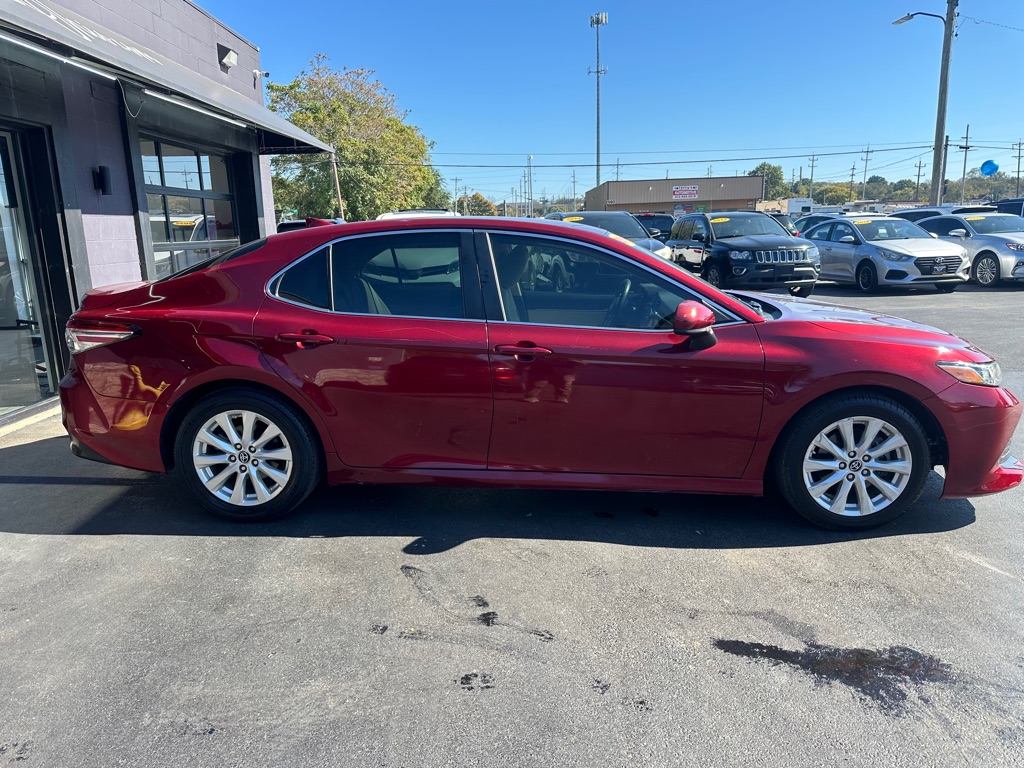 Photo 6 of this TOYOTA CAMRY