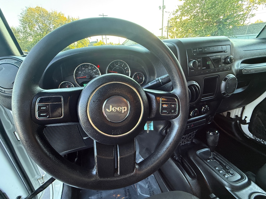 Photo 7 of this JEEP WRANGLER