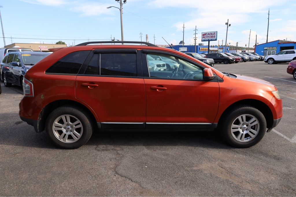 Photo 4 of this FORD EDGE