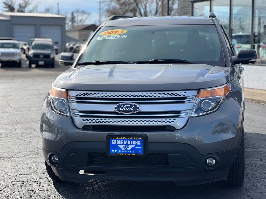 Photo 4 of this FORD EXPLORER