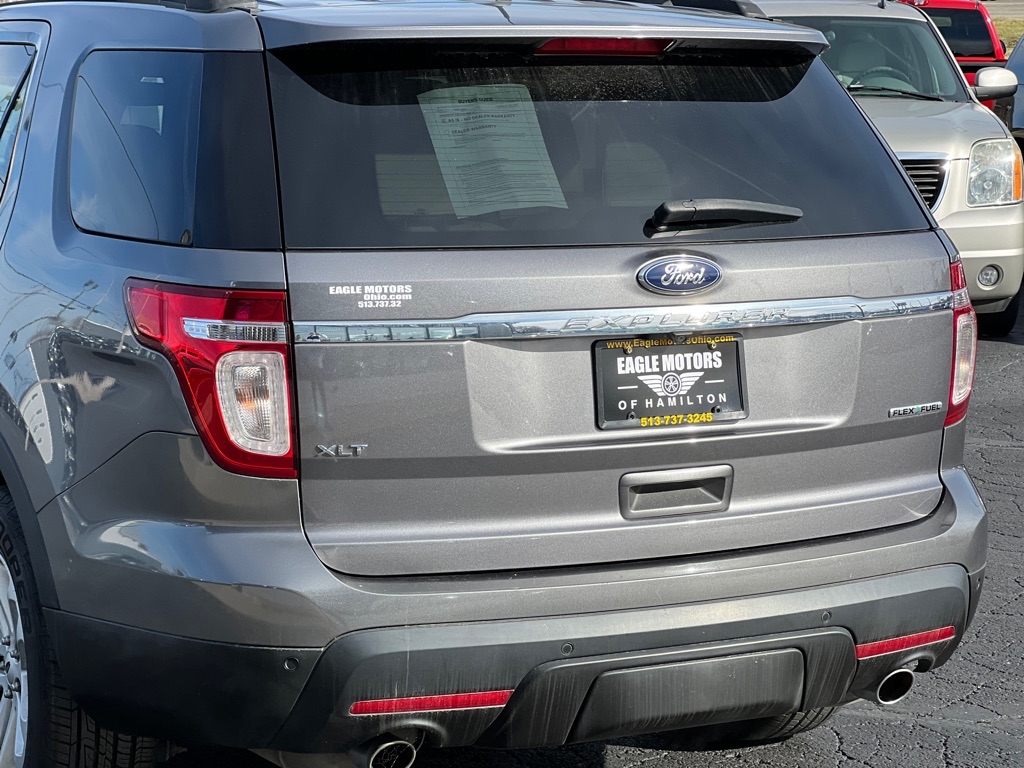 Photo 9 of this FORD EXPLORER