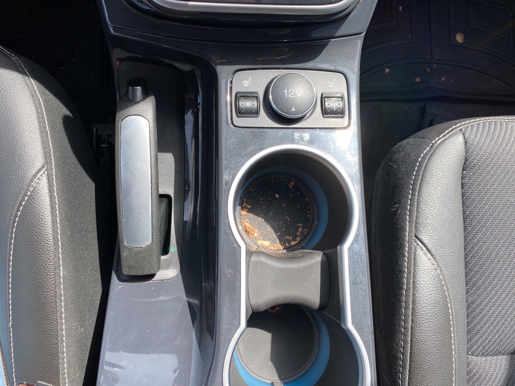 Photo 17 of this FORD ESCAPE