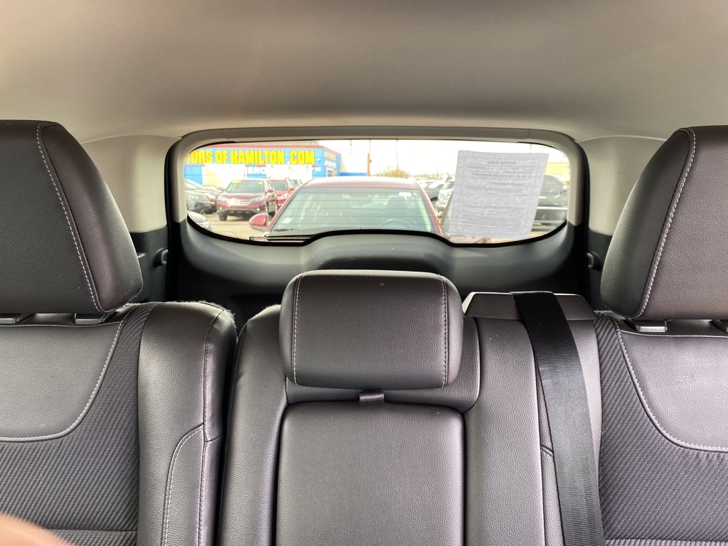 Photo 22 of this FORD ESCAPE
