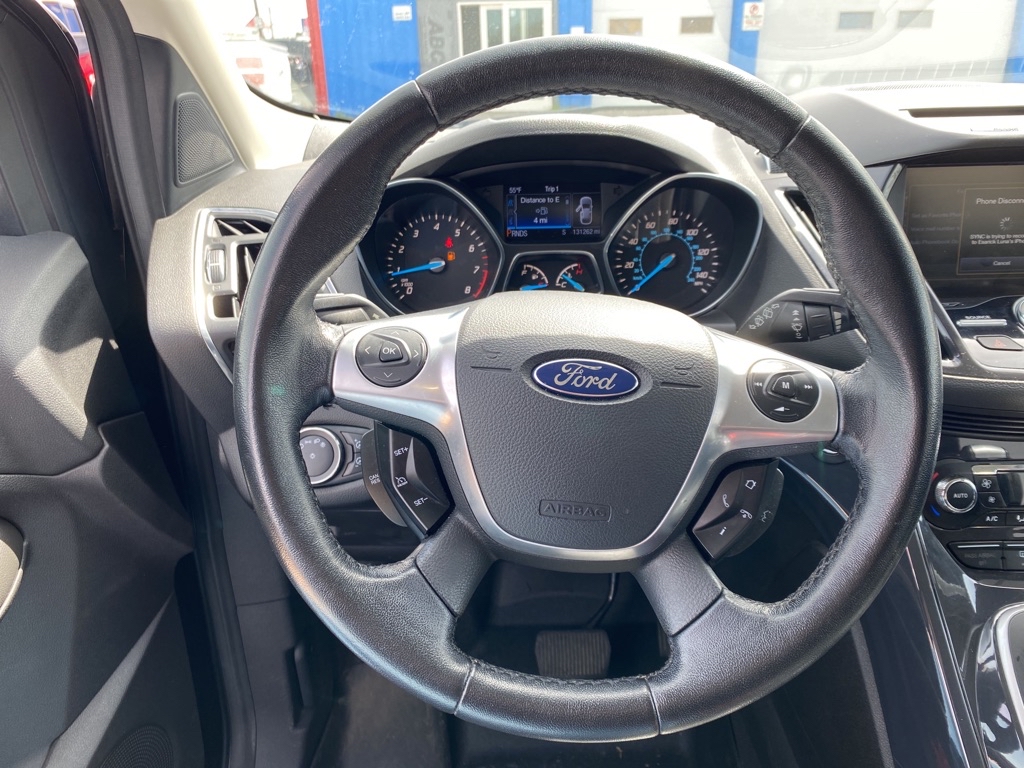 Photo 13 of this FORD ESCAPE