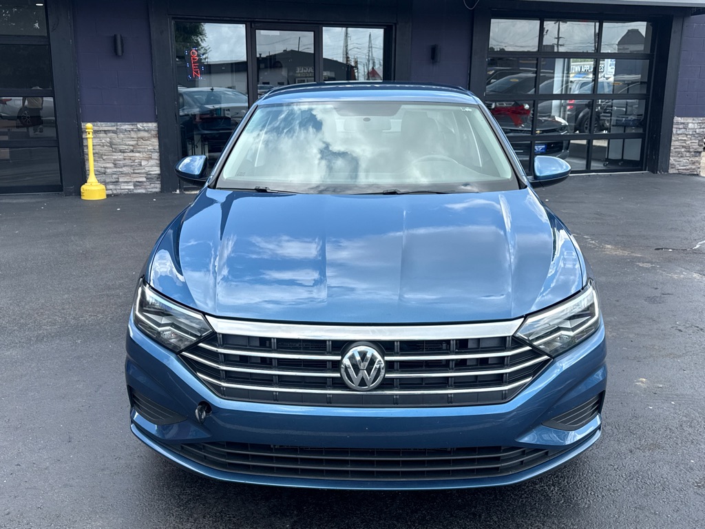 Photo 27 of this VOLKSWAGEN JETTA