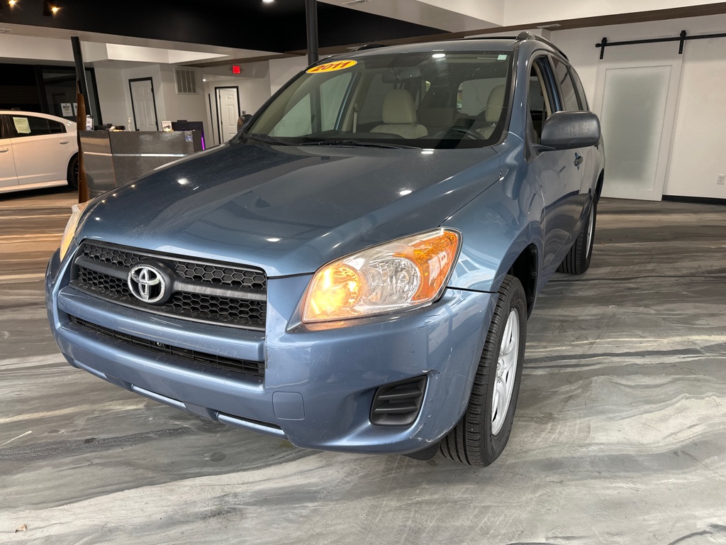Photo 2 of this TOYOTA RAV4