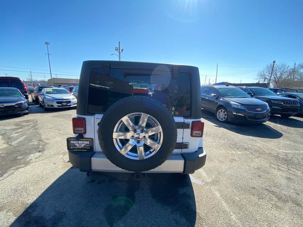 Photo 30 of this JEEP WRANGLER UNLIMI