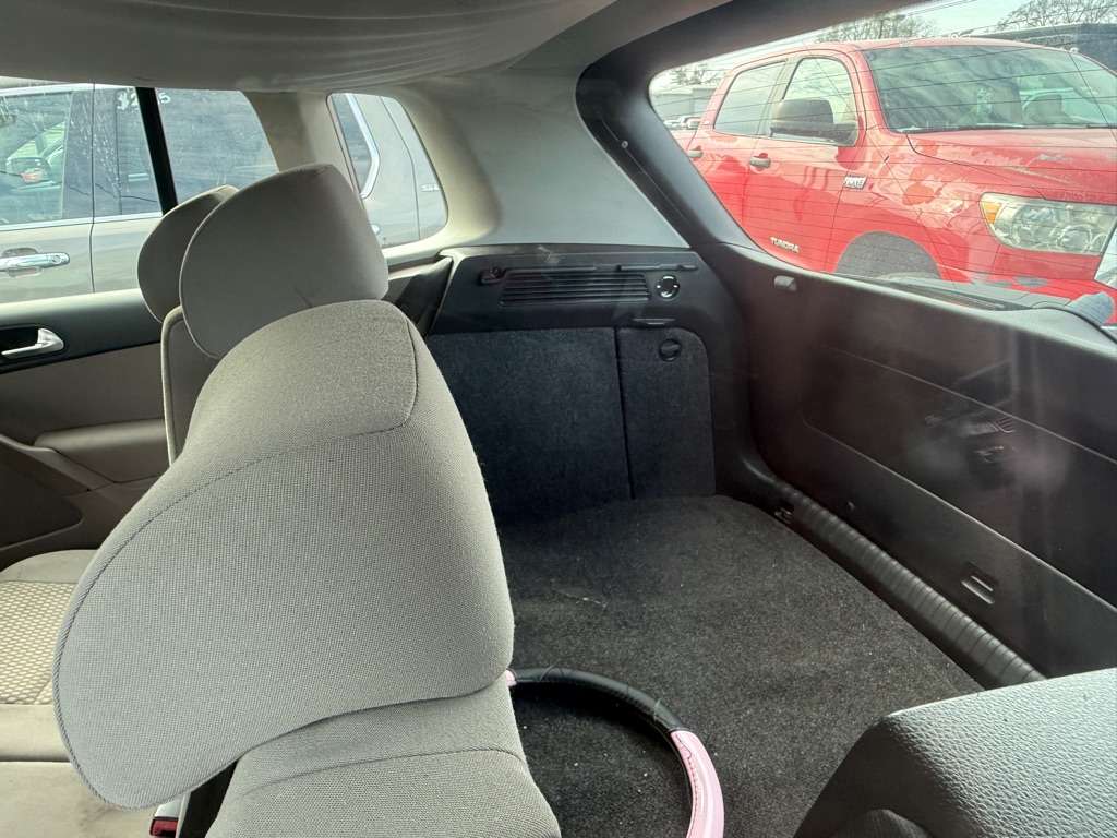 VOLKSWAGEN TIGUAN 2011 VOLKSWAGEN TIGUAN WVGBV7AX9BW537993