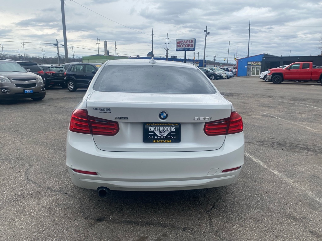 Photo 6 of this BMW 320