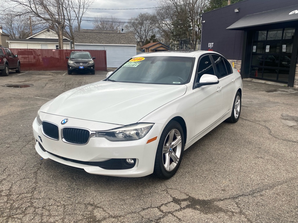 Photo 3 of this BMW 320