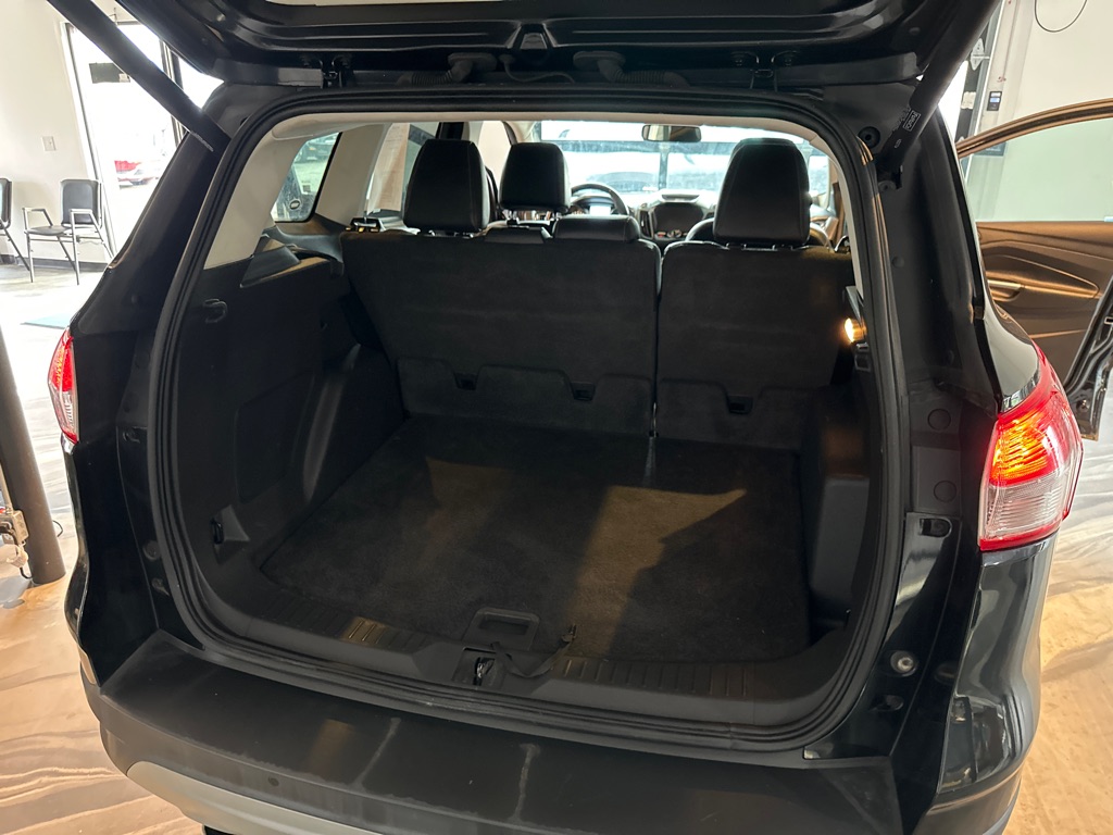 Photo 47 of this FORD ESCAPE