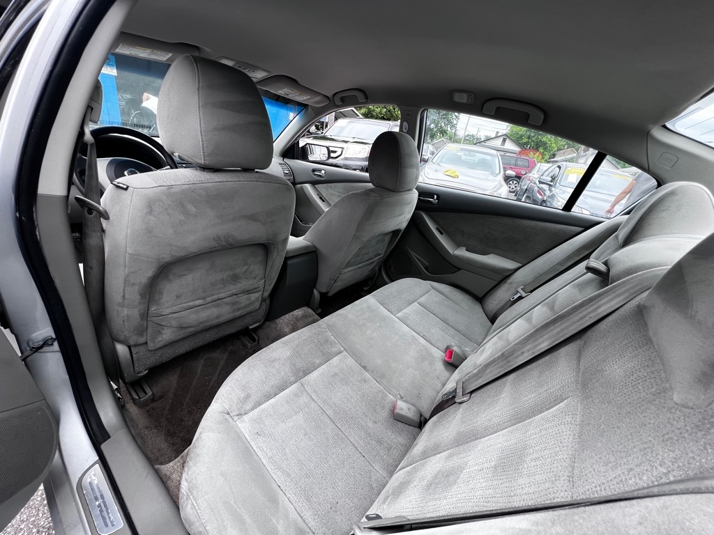 Photo 4 of this NISSAN ALTIMA