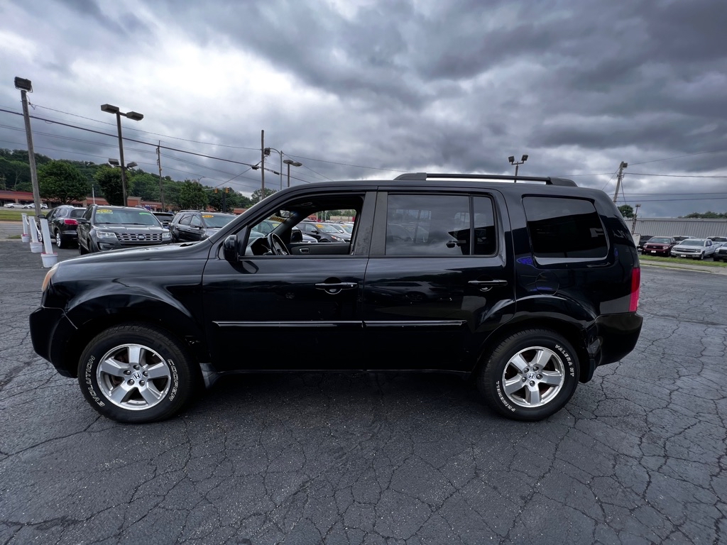 Photo 13 of this HONDA PILOT