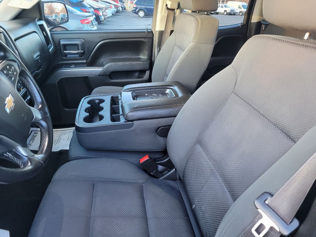 Photo 5 of this CHEVROLET SILVERADO 1500