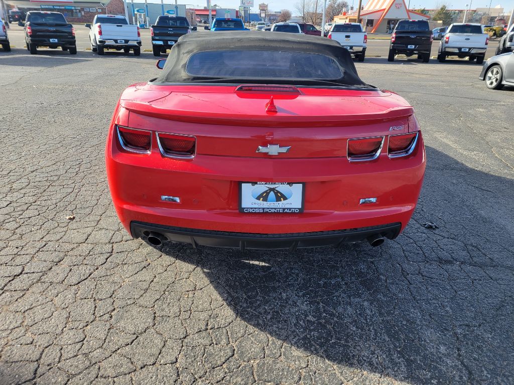 Photo 4 of this CHEVROLET CAMARO