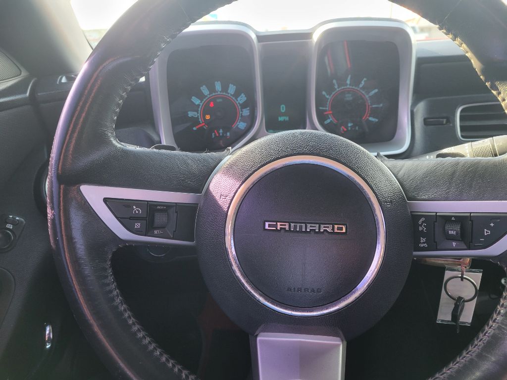 Photo 10 of this CHEVROLET CAMARO