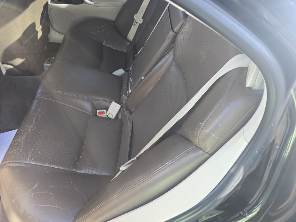 Photo 5 of this LEXUS IS