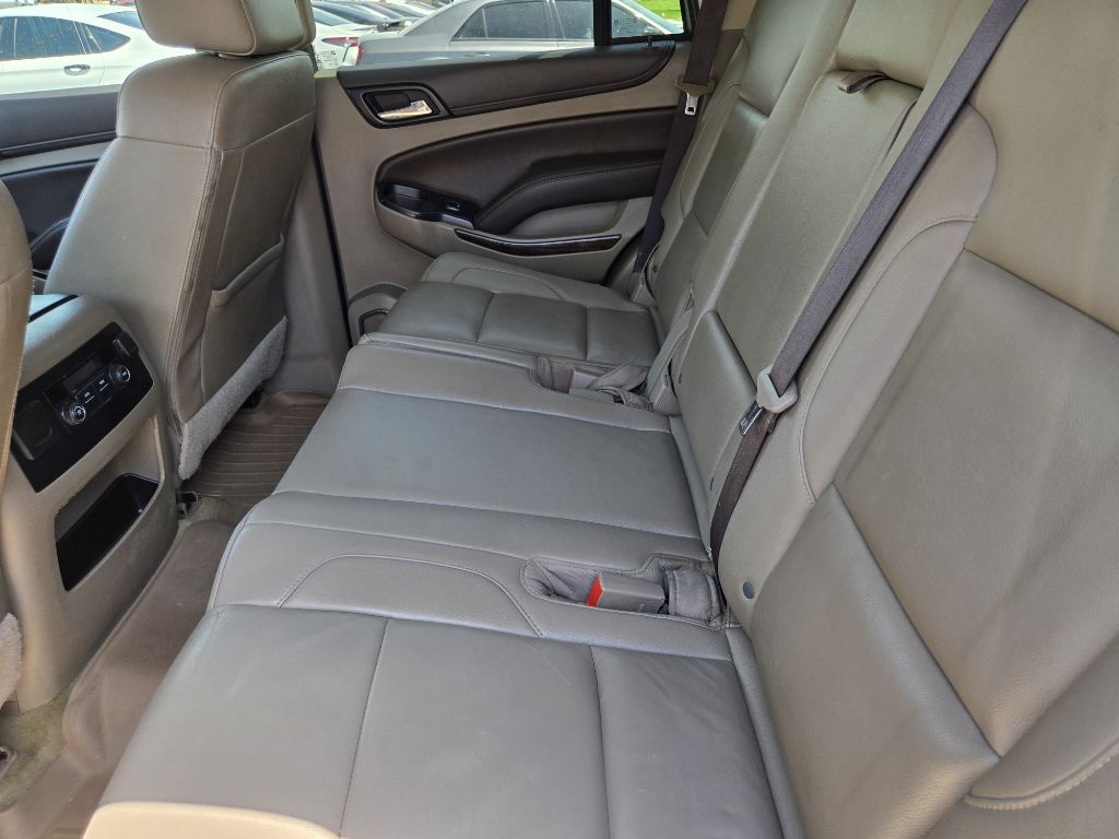 Photo 7 of this CHEVROLET TAHOE