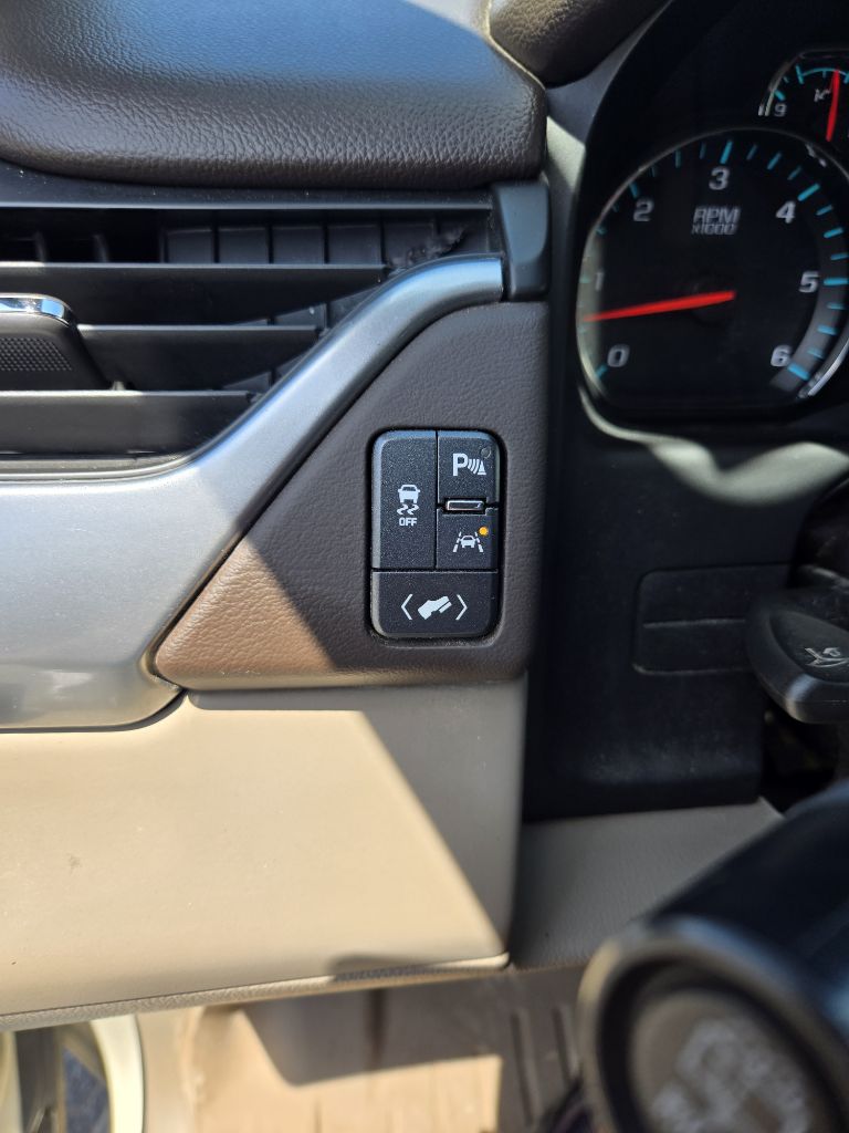Photo 9 of this CHEVROLET TAHOE