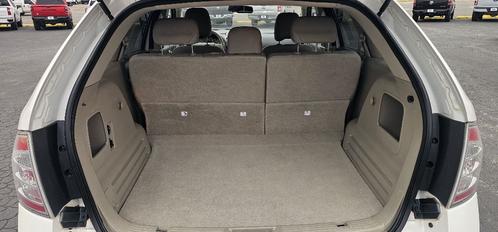 Photo 7 of this FORD EDGE