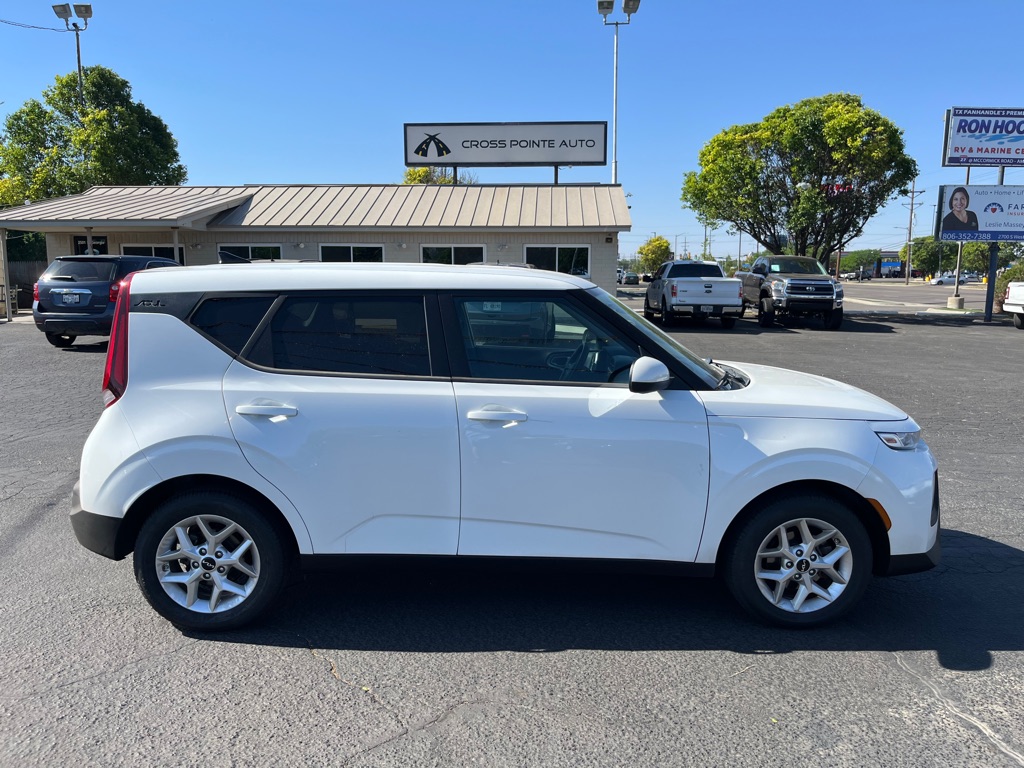 2022 KIA SOUL