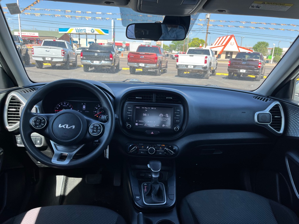 Photo 10 of this KIA SOUL
