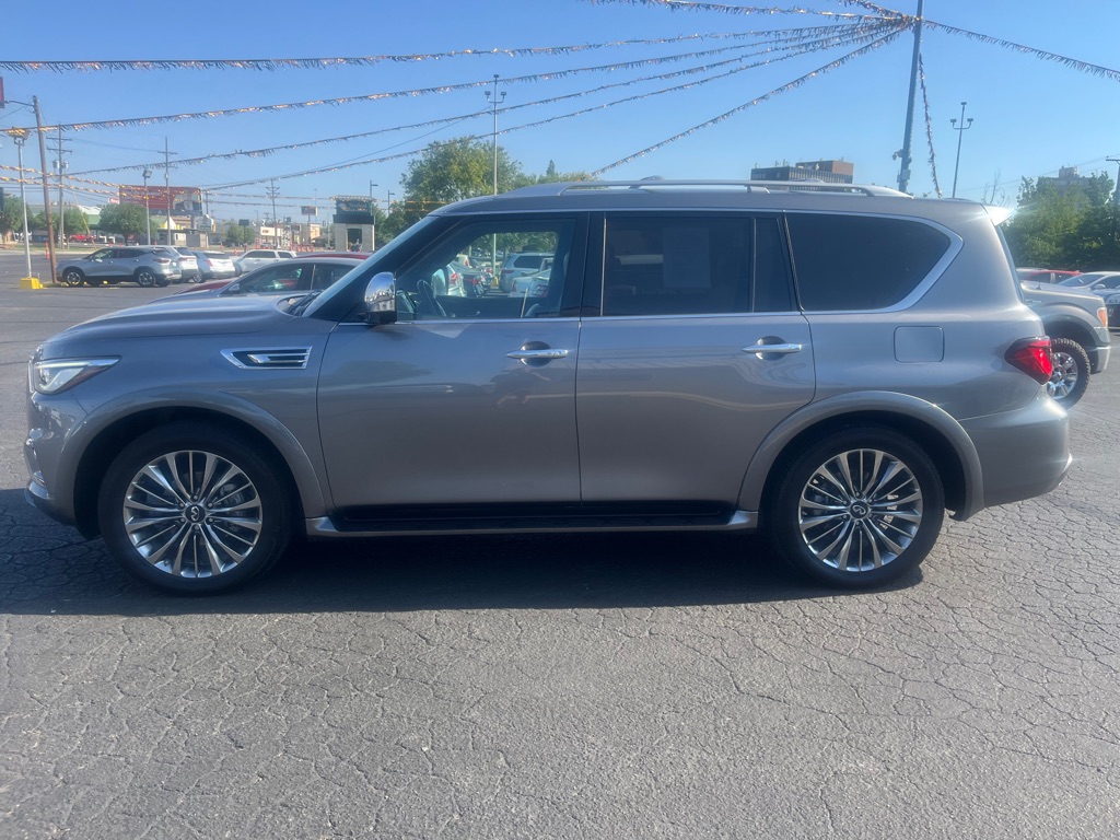 Photo 5 of this INFINITI QX80